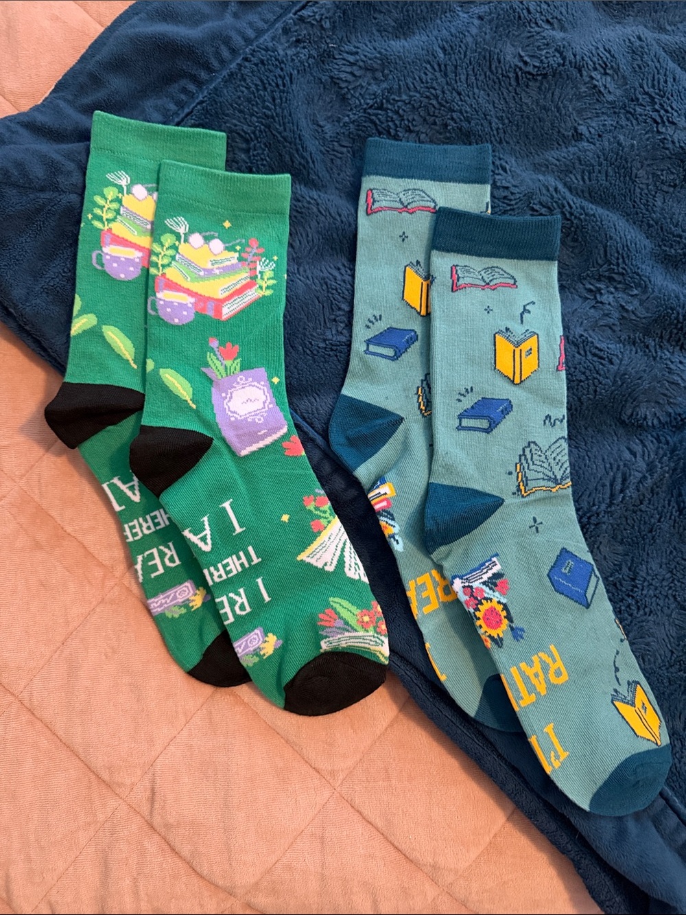 NWOT Women’s book club socks
